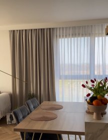 Szycie na wymiar firan ,zaslon.Rolet rzymskich ,pomiar ,zawieszanie aranżacji okiennych