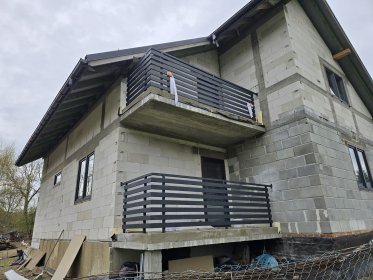 Produkcja i montaż barierek balkonowych