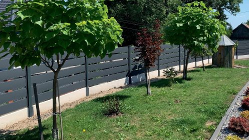 Montaż ogrodzeń z paneli 3D, paneli stalowych