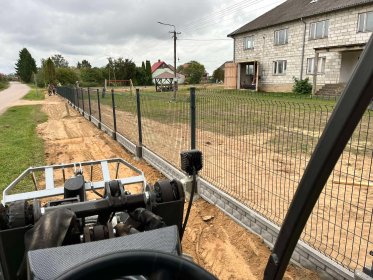 Miniładowarka teleskopowa