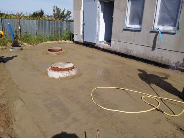 Drenaże, wszelakie odwodnienia liniowe, proste, kanalizacje deszczowe, kanalizacje.