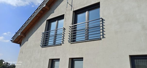 Balustrady że stali i aluminium