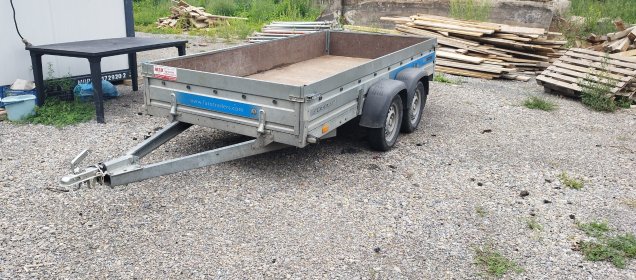 WYNAJMĘ PRZYCZEPKĘ SAMOCHODOWA DWUOSIOWĄ 350/155