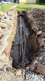 Wykop pod instalacje (wodną, gazową, telekomunikacyjną, elektryczną)