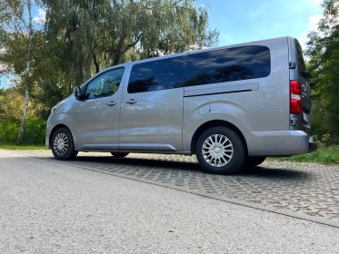 Wynajem busa 9 osobowego