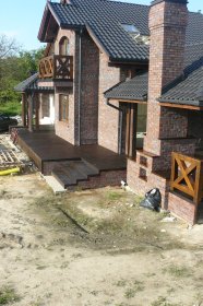 Zarówno z drewna krajowego jak i inne