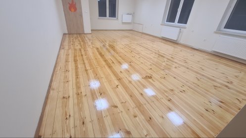 Cyklinowanie podłóg