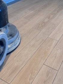 Cyklinowanie podłóg drewnianych