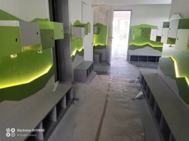 Oklejanie okien oraz drzwi folią