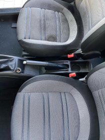 Pranie tapicerki, czyszczenie wnętrza