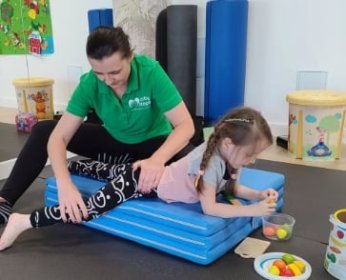 Terapia z elementami integracji sensorycznej