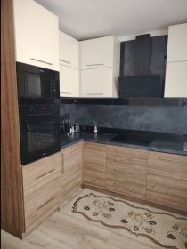 Meble kuchenne na wymiar.Fronty lakierowane, akrylowe, fornirowane