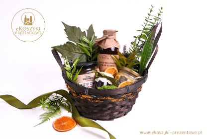 Gotowe Zestawy Prezentowe: Kosze Upominkowe