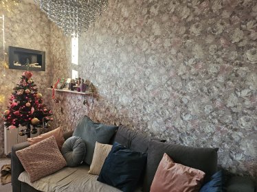 Tapetowanie mieszkań, lokali itp