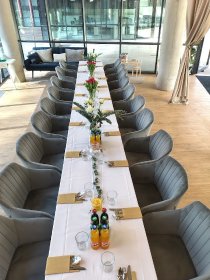 Wyjątkowe ciasta, torty i deserki oraz słodkie i wytrawne wypieki, kanapki, sałatki, lunch