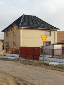 Oferujemy kompleksowe remonty dachów, wykonanych w każdej technologii .