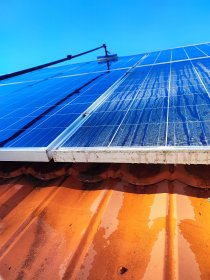 Mycie paneli fotowoltaicznych