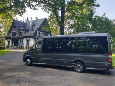 Wynajem busów i autokarów do przewozu gości weselnych, auto do ślubu, przewozy osób.