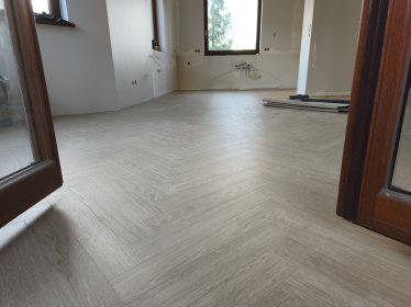 Układanie jodełki nie klejonej Układanie jodełki nie klejonej