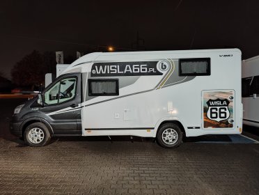 Kamper Wynajem Lubelskie /Wąski i kompaktowy Benimar Yrteo 861