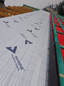 Ocieplanie dachów płytami izolacyjnymi Pir