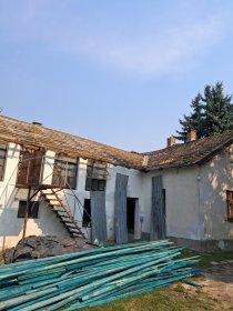 Demontaż starego pokrycia,montaż nowego pokrycia