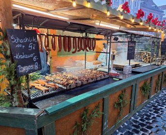 Catering plenerowy z kuchnią grillową