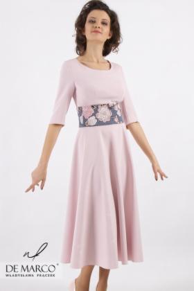 Ekskluzywna suknia długa w kolorze różowym, Szycie na miarę De Marco