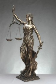 Pośrednictwo usług adwokackich.