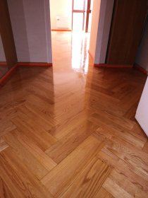 Malowanie ścian, cyklinowanie parkietu, układanie płytek ceramicznych, układanie płyt g/k.