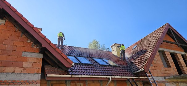 Mycie dachów domów jednorodzinnych oraz obiektów przemysłowych