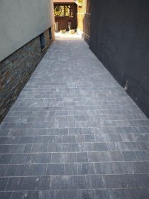 Mycie kostki brukowej, piaskowanie, impregnacja.