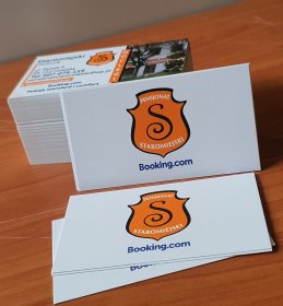 Oferujemy wizytówki w różnych wariantach – od standardowych po wersje PREMIUM