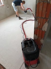 Szpachlowanie natryskowe