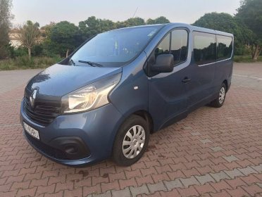 Wynajem bus Renault Trafic long 9- 2018r.
