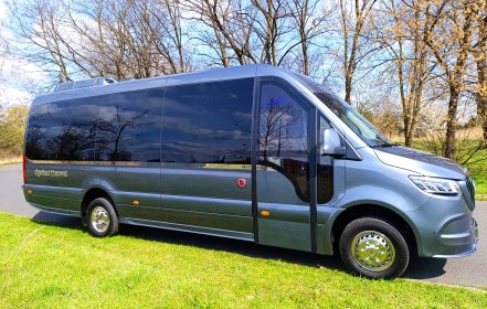 Przewóz osób, wynajem busów z kierowcą, Mercedes Sprinter 20-23 miejsc pasażerskich