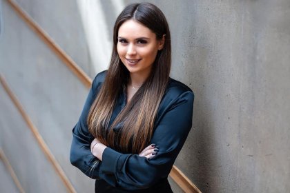 NAUKA / DOSKONALENIE PŁYWANIA DLA DZIECI I DOROSŁYCH ORAZ TRENINGI SPORTOWE