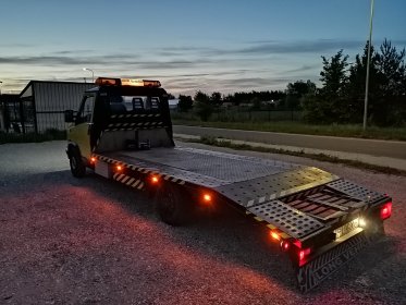 Przewóz, transport pojazdów, pomoc drogowa