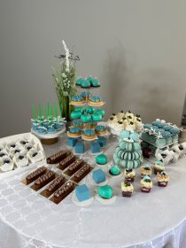 Słodki stół oraz Tort