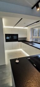 Montaż oświetlenia LED i systemów automatyki