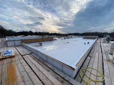 DACHY Z MEMBRANY FPO / TPO / PVC