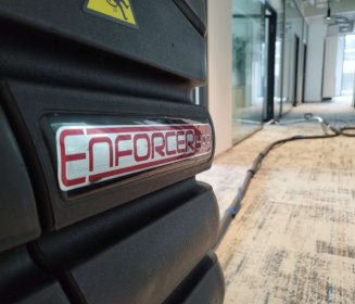 Pranie ekstrakcyjne wykładzin podłogowych