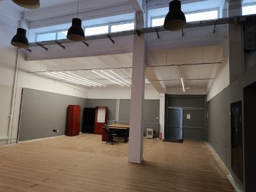Warszawa Annopol, lokal magazynowo-biurowy o pow. 305m2, parter