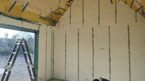 Ocieplanie stropów, ścian i podłóg pianą PUR – komfort od fundamentów po sufit!