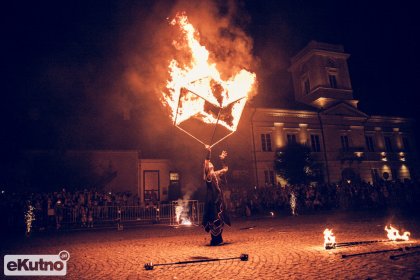Fireshow z porawą pirotechniczną
