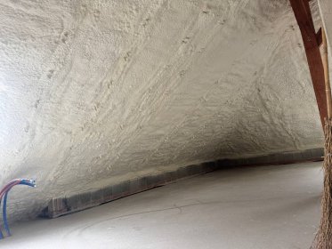 nowa izolacjia ocieplenie piana pur