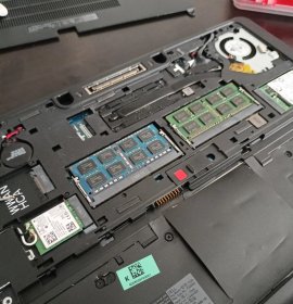 Usługi komputerowe, naprawa laptopów