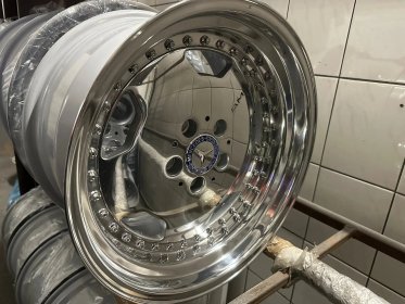 Chemiczne usuwanie lakieru Chemiczne usuwanie lakieru