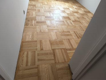 Cyklinowanie + lakierowanie