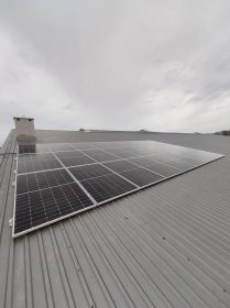 Doradztwo, sprzedaż i montaż instalacji PV dla klientów indywidualnych oraz firm.